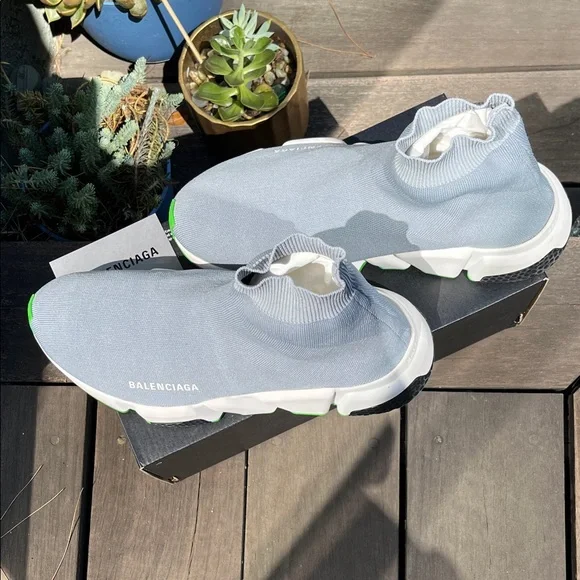 Balenciaga Light Gray Speed Trainer with White and Black. fits like US 8 (EU40)